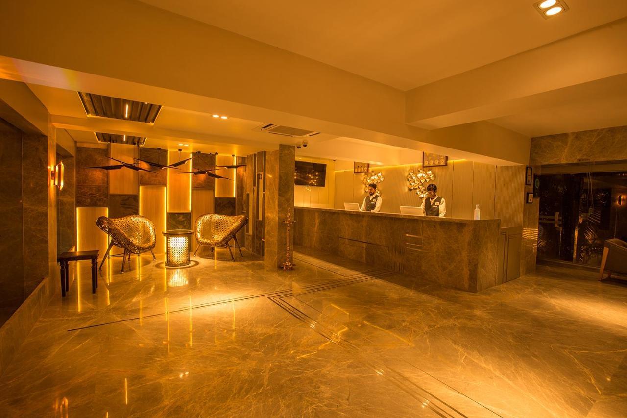 Hotel Millennium Park 潘奇加尼 外观 照片